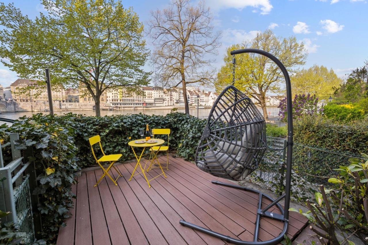 True Basel - Zentral I Terrasse Mit Rheinblick Appartement Buitenkant foto